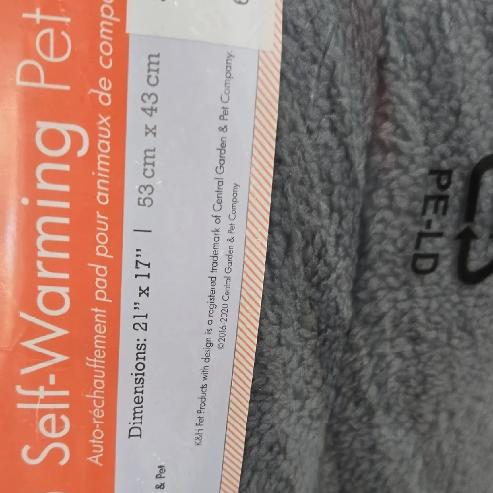 Self-Warming Pet Pad - Gray